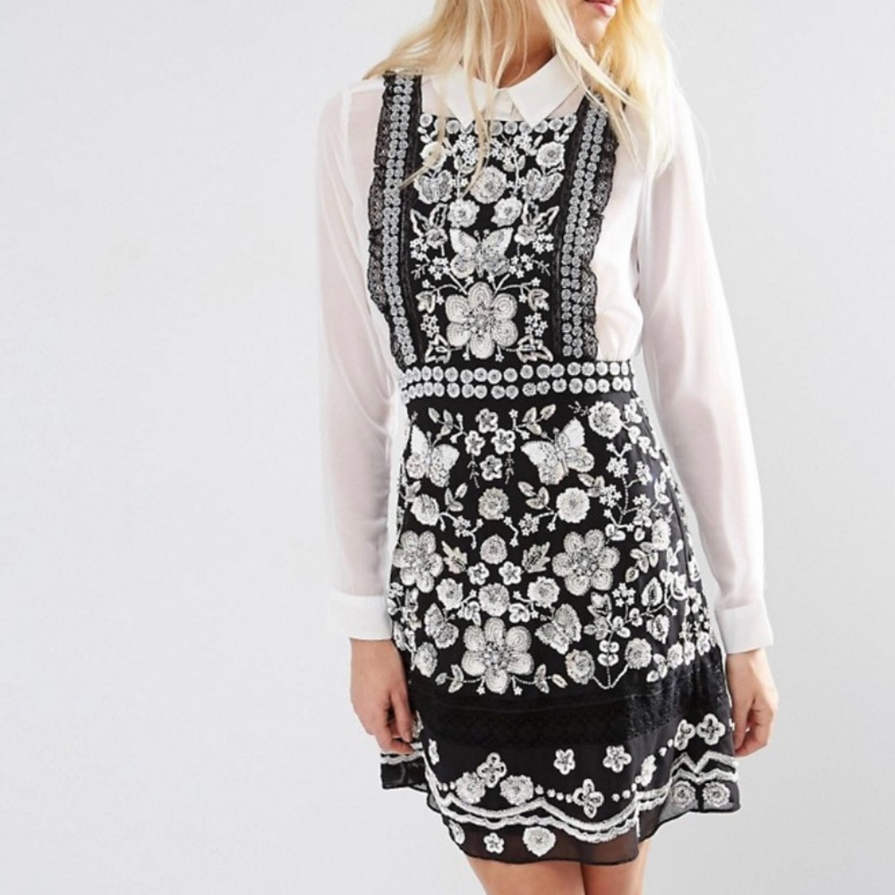 Needle & Thread Size 4 Embellished Lace Bib Pinafore Georgette Mini Dress
